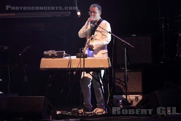 ALEXIS TAYLOR - 2014-07-09 - PARIS - Salle Pleyel - 